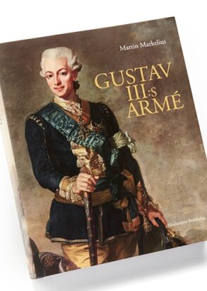 Gustav III i h&ouml;gtidsdr&auml;kt pryder omslaget till boken Gustav III:s arm&eacute;